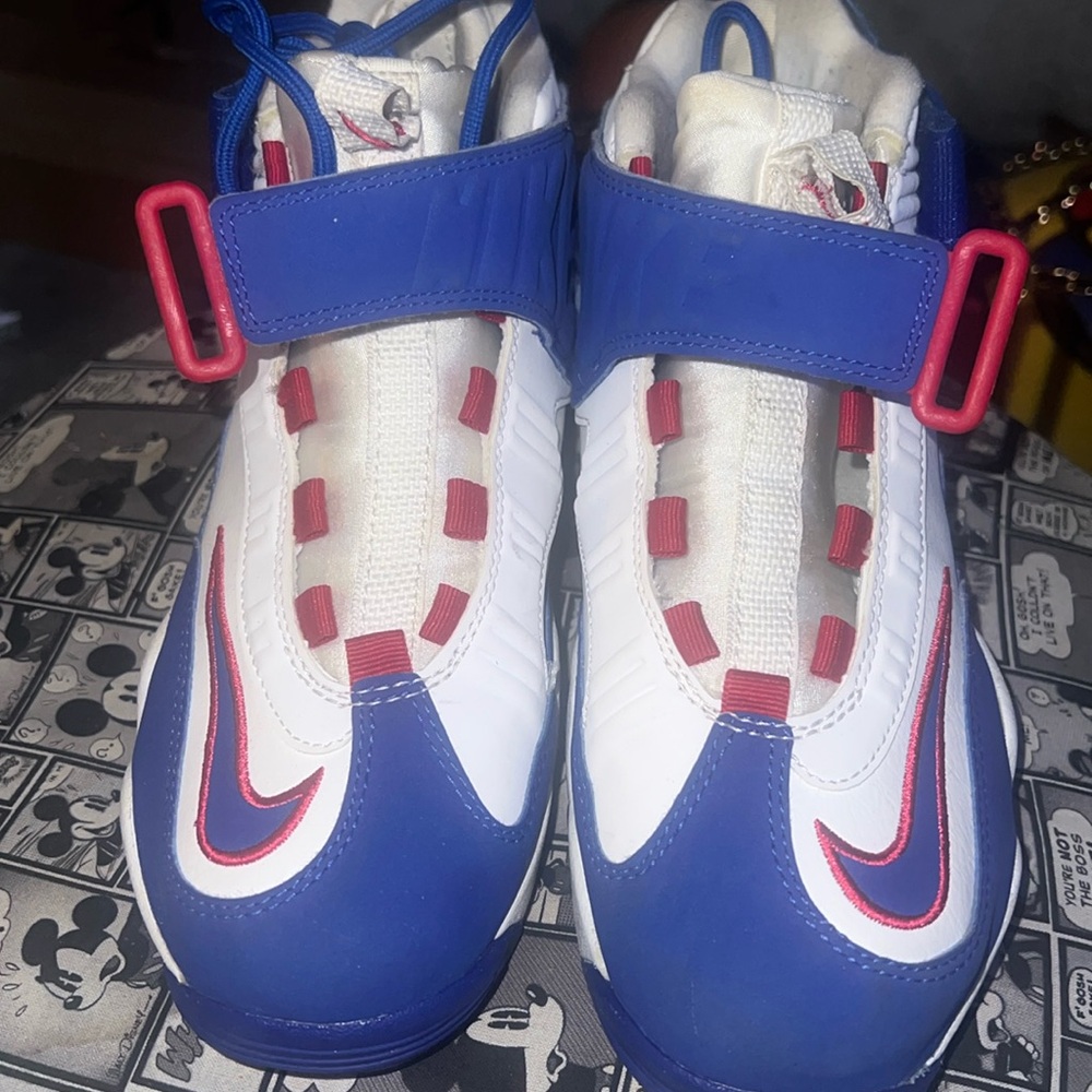 Nike Air Griffey Max 1 white blue and red size 7.5 men Used